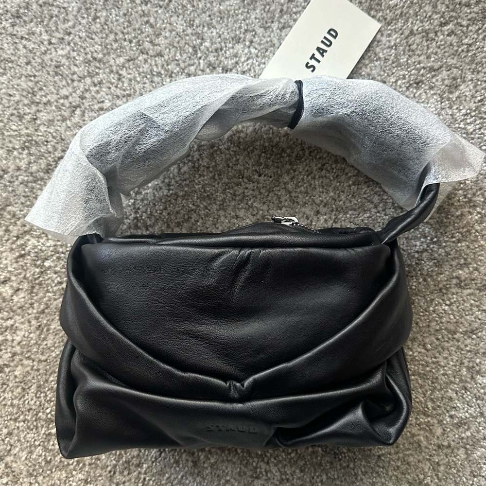 Staud Kiss Bag - Picture 3 of 4